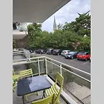 T2/terrasse/parking/A 5min de la plage